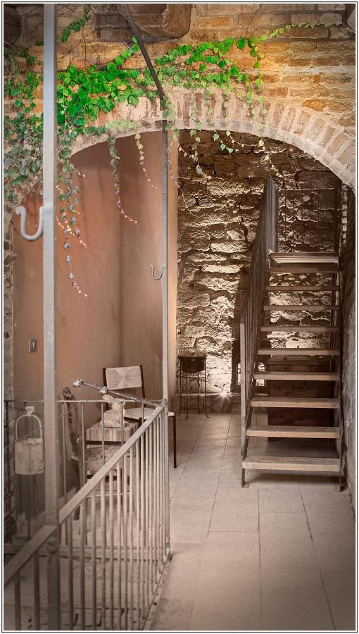 Il Giardino Sul Tetto B&B グアレーネ エクステリア 写真
