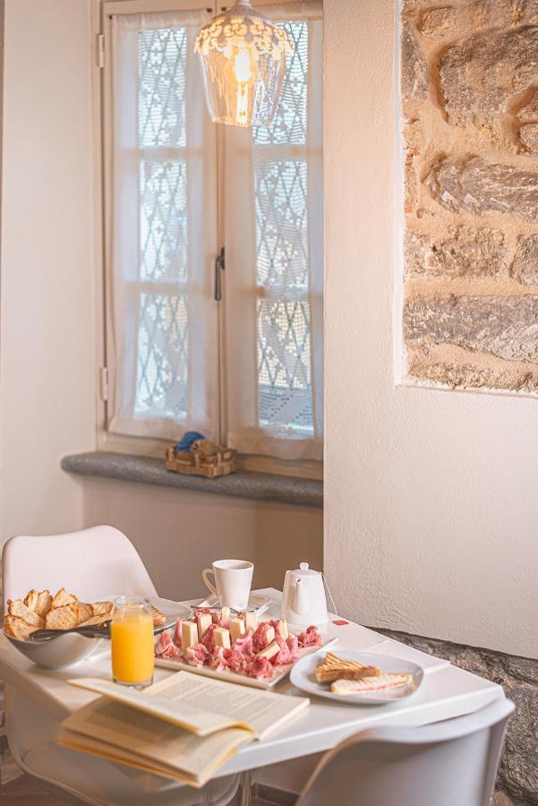 Il Giardino Sul Tetto B&B グアレーネ エクステリア 写真